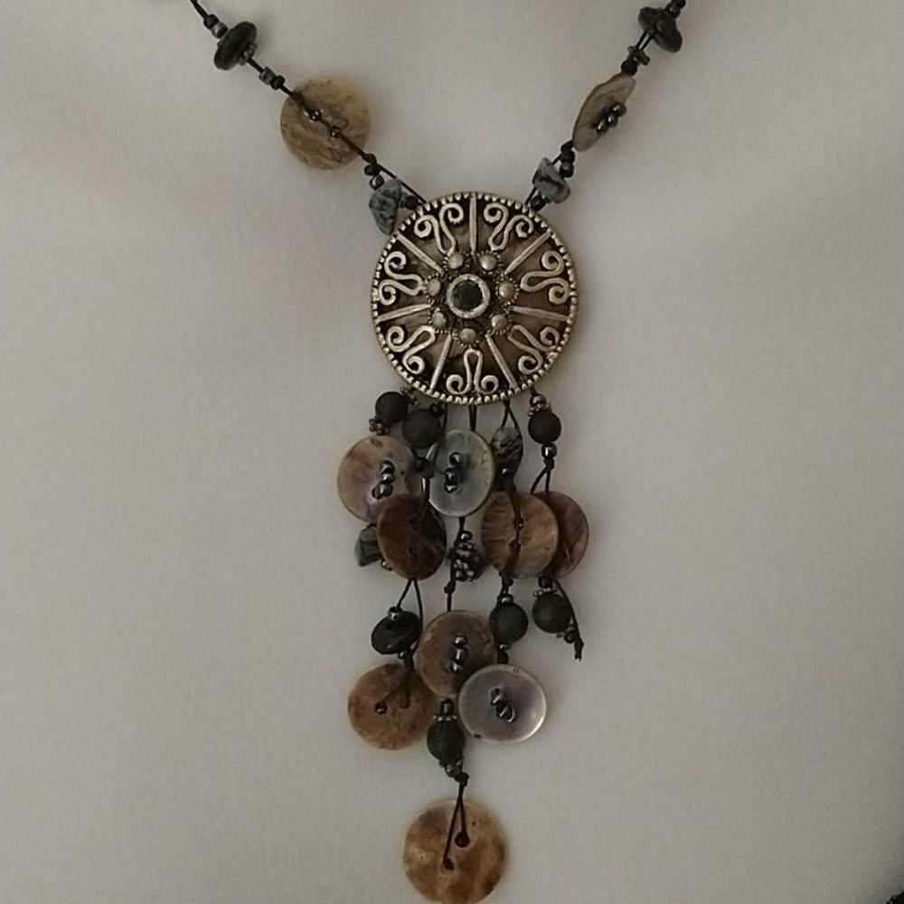Buttons Galore Necklace Set - Picture 3 of 5